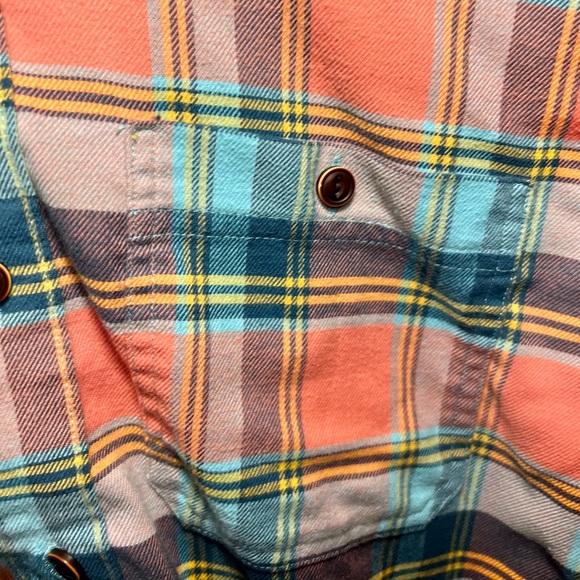 L.L. Bean Mens Button down - Picture 3 of 4